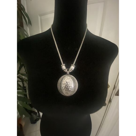 Metal Necklaces lot Of Two - Picture 6 of 11